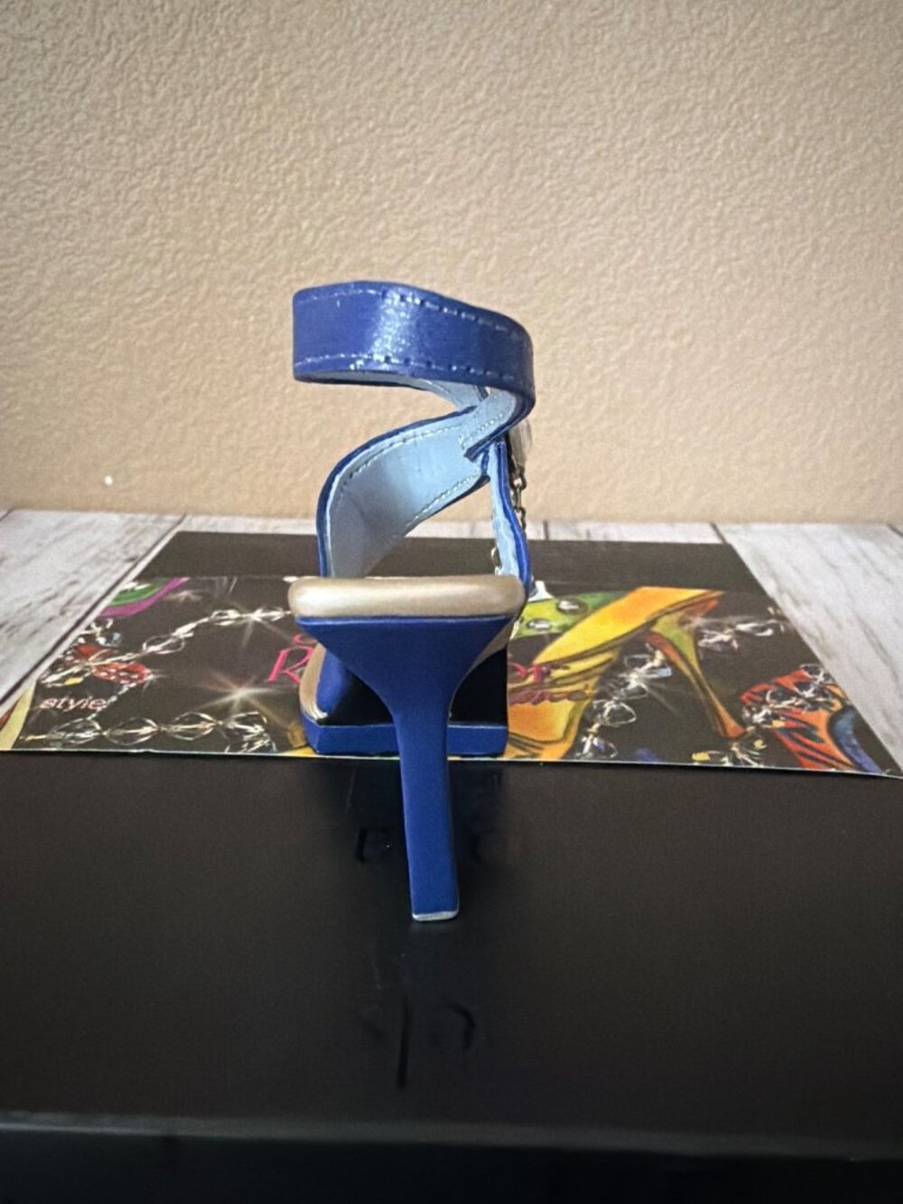 2006 Just the Right Shoe by Raine "Flirt" Mini Shoe Figurine #25578 NEW w/Box - Picture 7 of 13